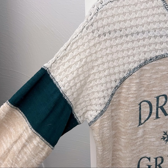 Maurices Christmas Grinch Long sleeve tee - Picture 6 of 6